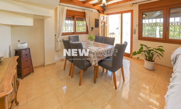 Resale - Detached - La Marina - Urb. La Marina