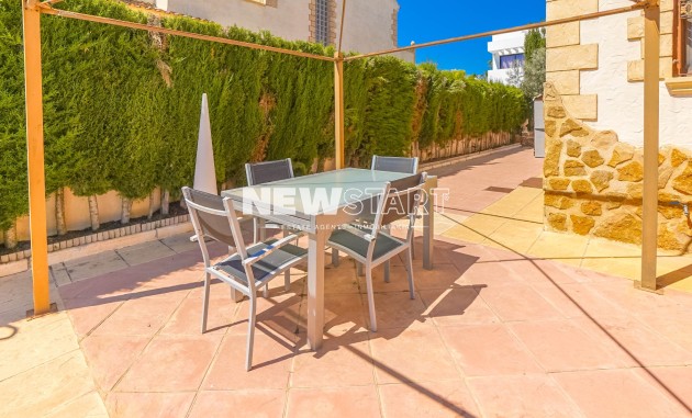 Resale - Detached - La Marina - Urb. La Marina