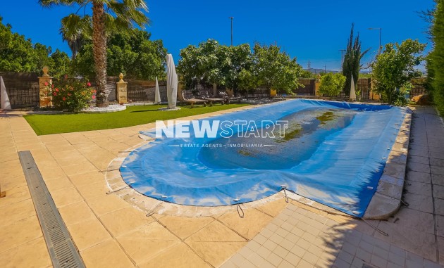 Resale - Detached - La Marina - Urb. La Marina