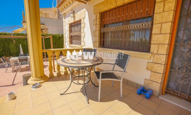 Resale - Detached - La Marina - Urb. La Marina