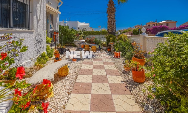 Resale - Detached - La Marina - Urb. La Marina
