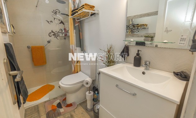 Resale - Detached - La Marina - Urb. La Marina