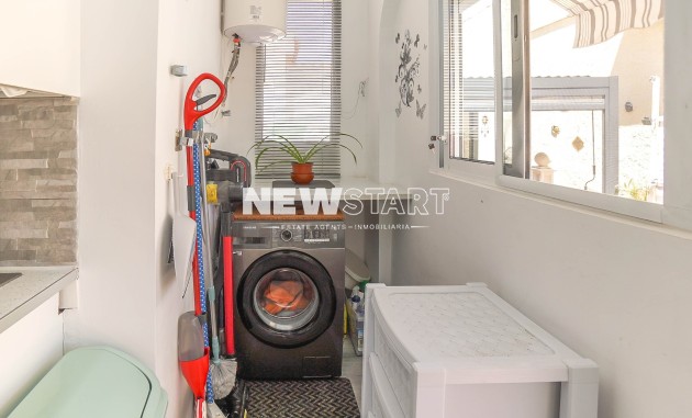 Resale - Detached - La Marina - Urb. La Marina