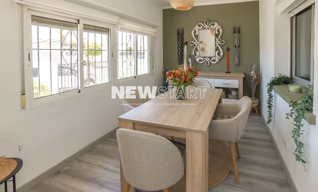 Resale - Detached - La Marina - Urb. La Marina