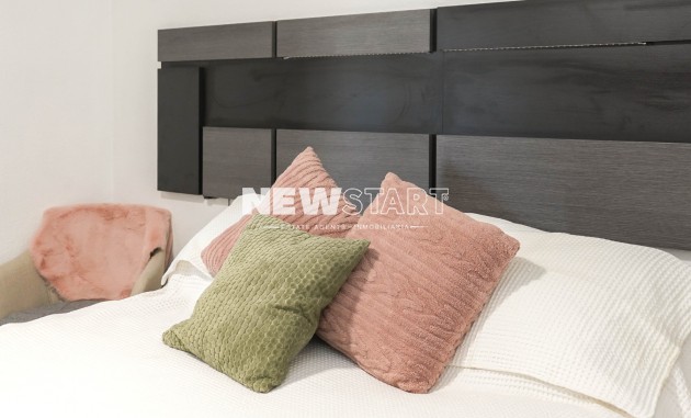 Resale - Detached - La Marina - Urb. La Marina