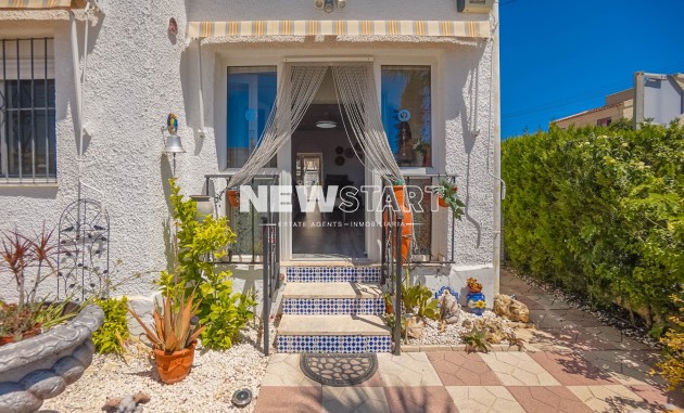 Resale - Detached - La Marina - Urb. La Marina