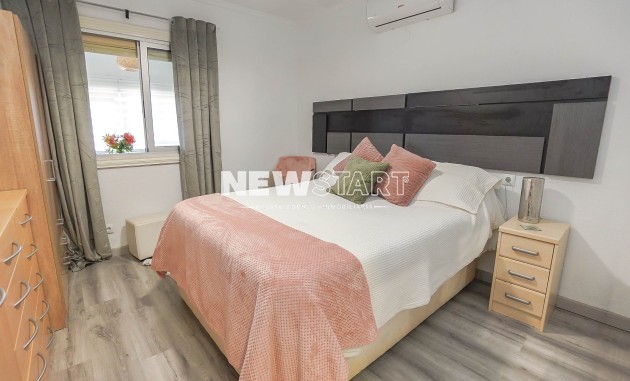 Resale - Detached - La Marina - Urb. La Marina
