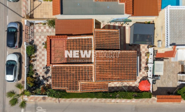 Resale - Detached - La Marina - Urb. La Marina