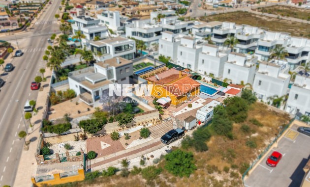 Revente - Villa - La Marina - Urb. La Marina