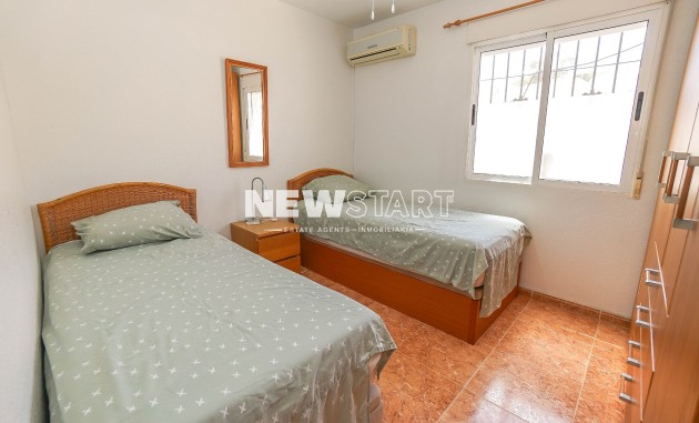 Resale - Quad - La Marina - Urb. La Marina