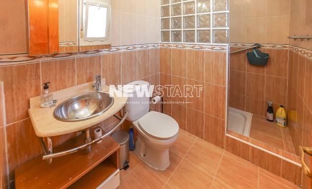 Resale - Quad - La Marina - Urb. La Marina