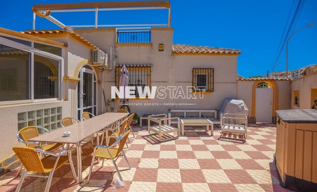 Resale - Quad - La Marina - Urb. La Marina