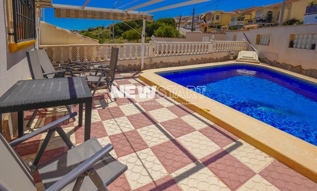 Resale - Quad - La Marina - Urb. La Marina