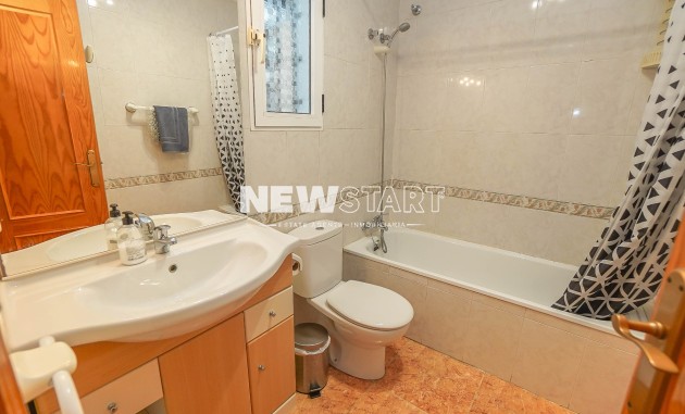 Resale - Quad - La Marina - Urb. La Marina