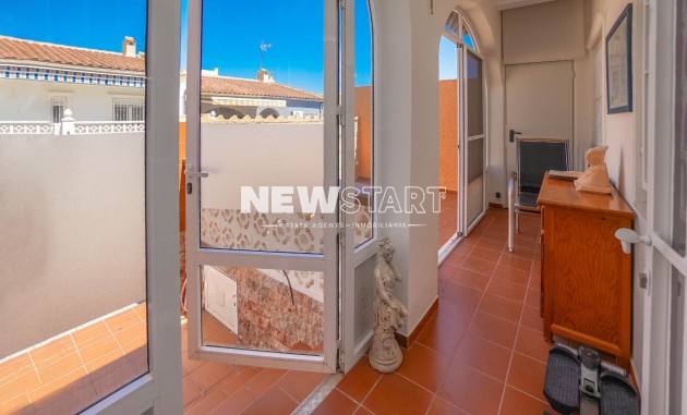 Resale - End Terraced - La Marina - Urb. La Marina