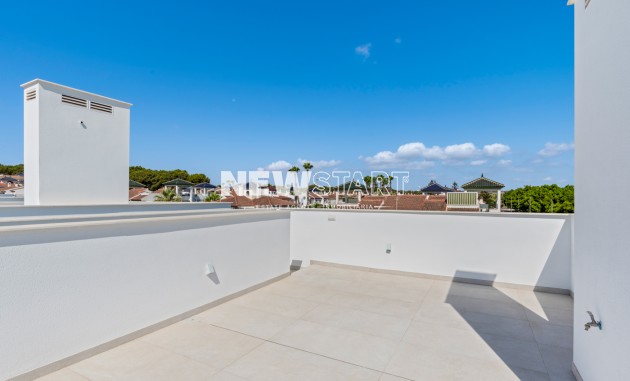 Obra nueva - Villa - Pilar de la Horadada