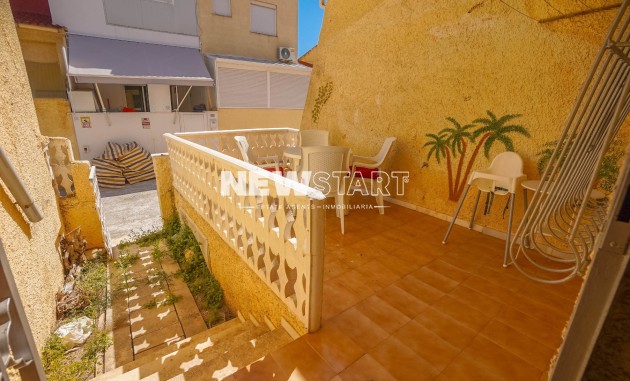 Herverkoop - Rijtjeswoning - La Marina - Urb. La Marina