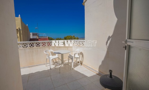 Herverkoop - Rijtjeswoning - La Marina - Urb. La Marina