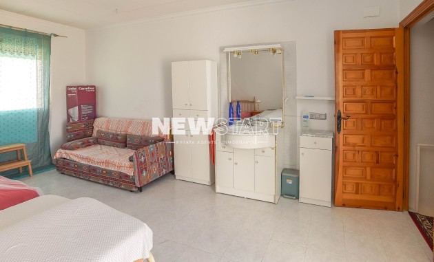 Herverkoop - Rijtjeswoning - La Marina - Urb. La Marina