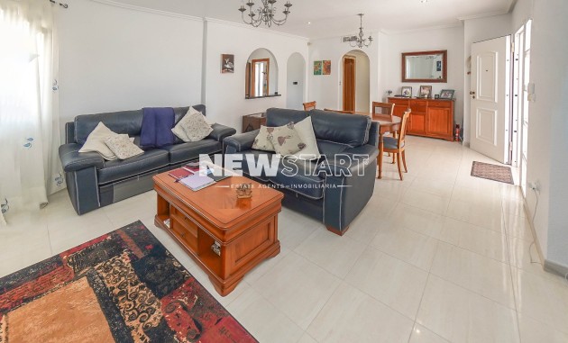 Resale - Detached - La Marina - Urb. La Marina
