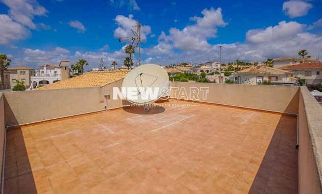Resale - Detached - La Marina - Urb. La Marina