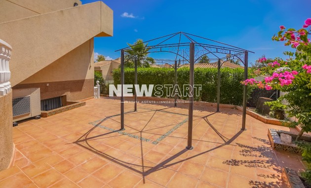Resale - Detached - La Marina - Urb. La Marina