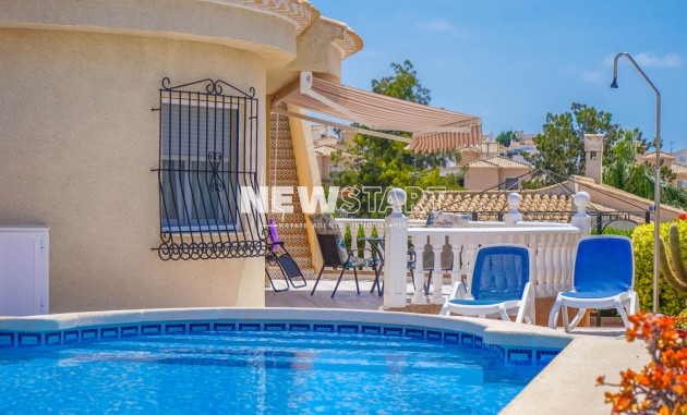 Resale - Detached - La Marina - Urb. La Marina