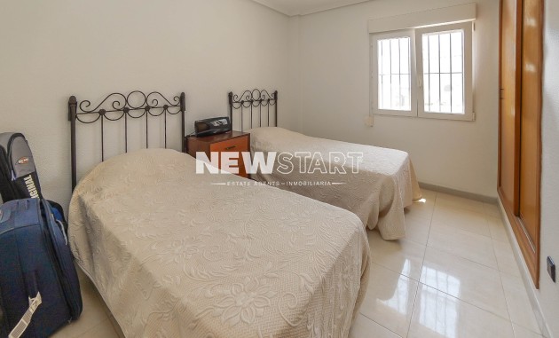 Resale - Detached - La Marina - Urb. La Marina