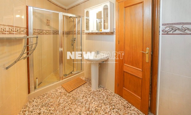 Resale - Detached - La Marina - Urb. La Marina