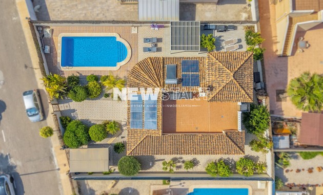 Resale - Detached - La Marina - Urb. La Marina