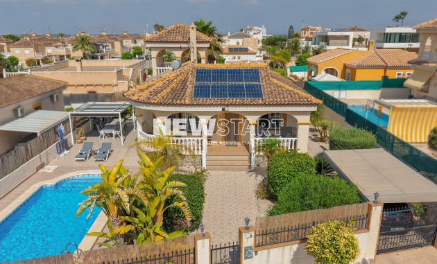 Resale - Detached - La Marina - Urb. La Marina