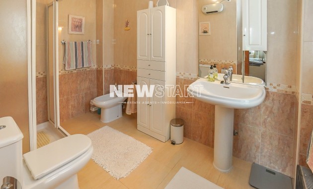 Resale - Detached - La Marina - Urb. La Marina
