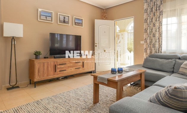 Resale - Detached - La Marina - Urb. La Marina