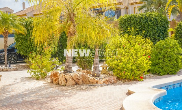 Resale - Detached - La Marina - Urb. La Marina