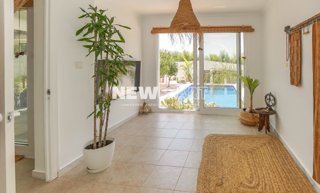 Resale - Detached - La Marina - Urb. La Marina