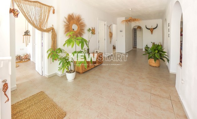 Resale - Detached - La Marina - Urb. La Marina