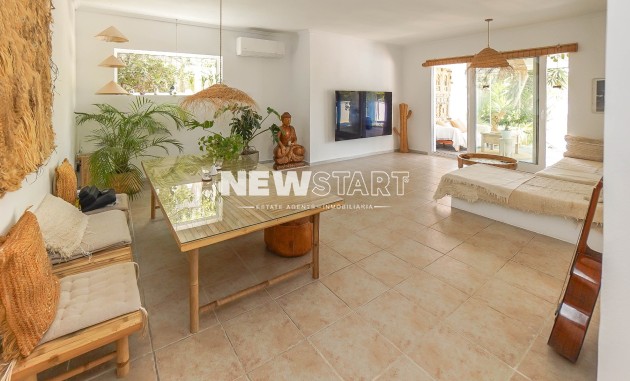 Resale - Detached - La Marina - Urb. La Marina