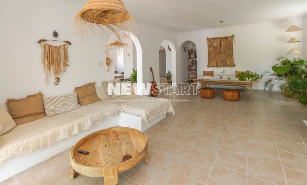 Resale - Detached - La Marina - Urb. La Marina