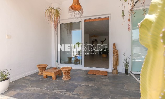 Resale - Detached - La Marina - Urb. La Marina