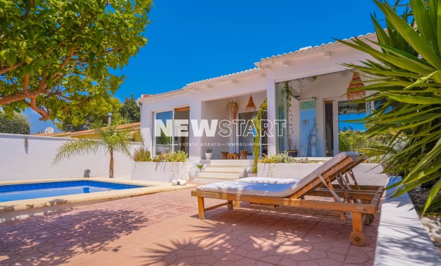 Resale - Detached - La Marina - Urb. La Marina