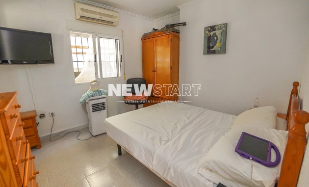 Resale - Detached - La Marina - Urb. La Marina