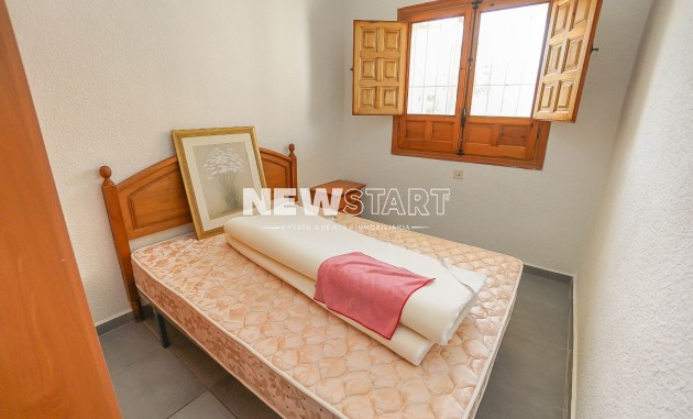 Resale - Terraced - La Marina - Urb. La Marina