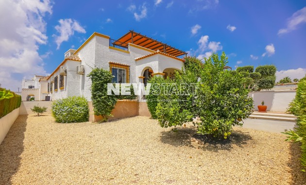 Resale - Quad - La Marina - Urb. La Marina