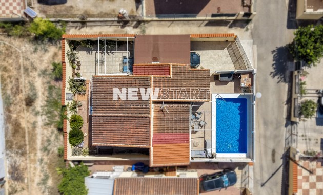 Wiederverkauf - Freistehend - La Marina - Urb. La Marina