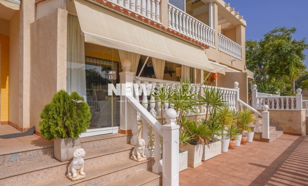 Reventa - Casa adosada - Guardamar del Segura - Guardamar