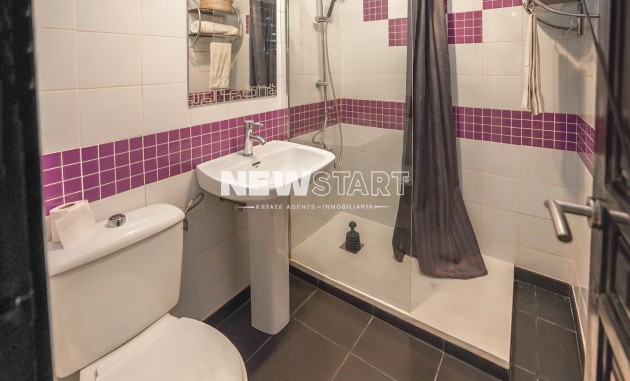 Reventa - Bungalow - La Marina - Urb. La Marina