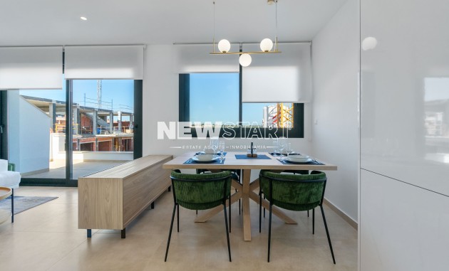 Obra nueva - Bungalow alto - Torrevieja