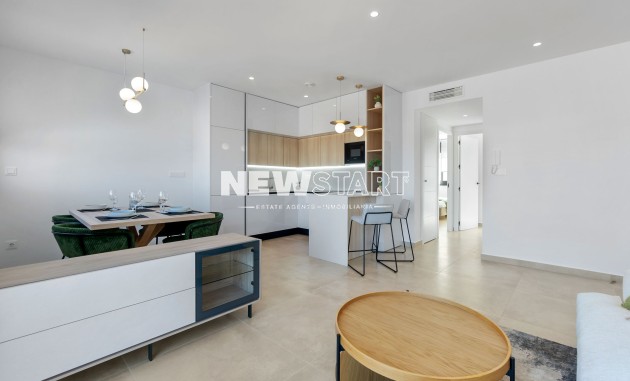 Obra nueva - Bungalow alto - Torrevieja