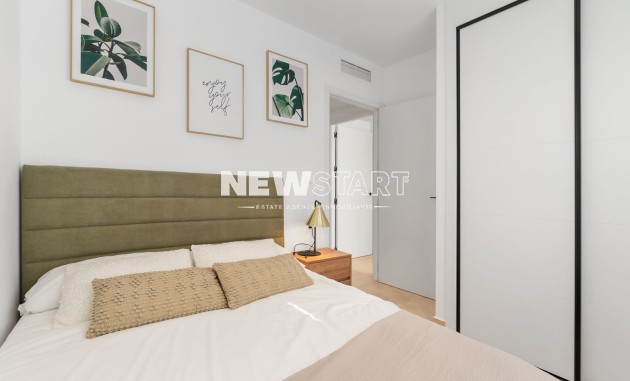 Obra nueva - Bungalow alto - Torrevieja