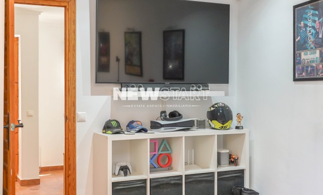 Resale - Detached - La Marina - Urb. La Marina
